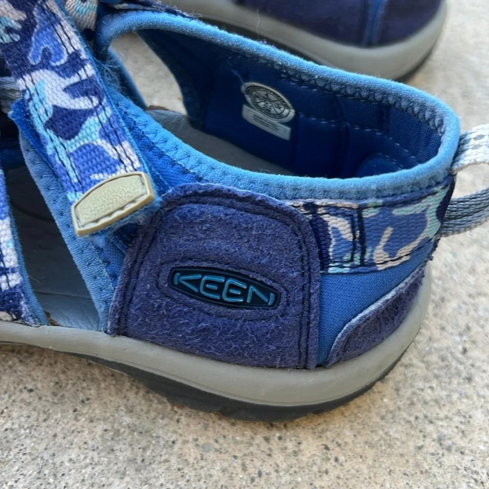 KEEN Kids Newport H2O Blue Camo Water Sandal Size 4